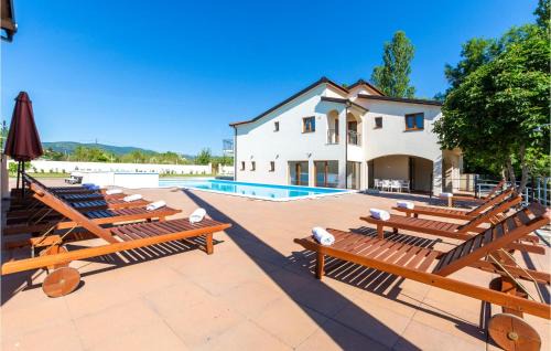 Podbablje House | Nice Home In Donji Prolozac With Wifi