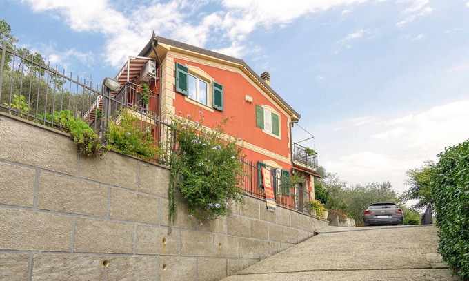 Casarza Ligure House | Nice home in Casarza Ligure -GE-