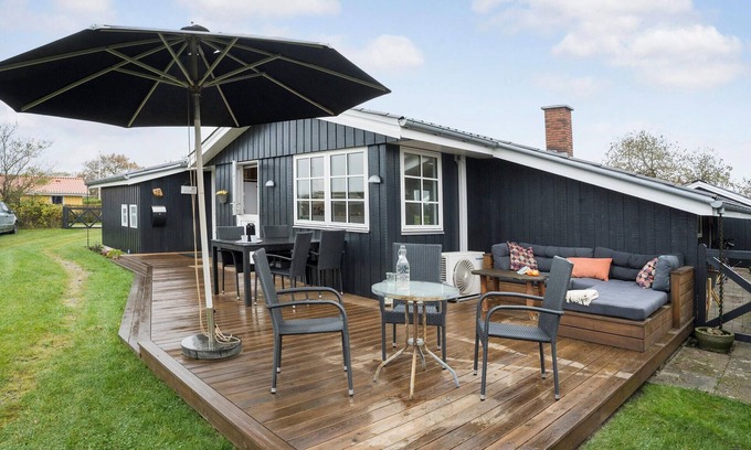 Juelsminde House | Nice home in Juelsminde with WiFi