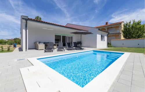 Kampor House | Nice Home In Kampor With Wifi
