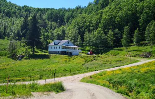 Kvinesdal House | Nice Home In Kvinesdal