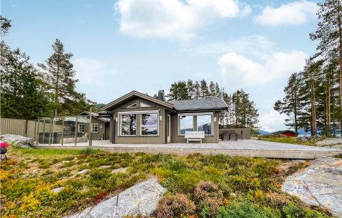 Nissedal House | Nice Home In Nissedal With Lake View