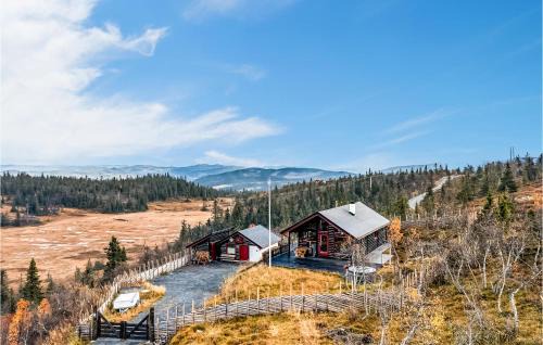 Sor-Aurdal House | Nice Home In Reinli With Kitchen