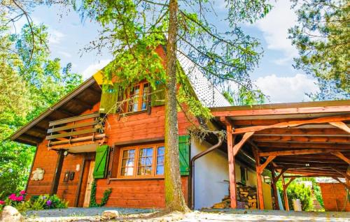 Swornegacie House | Nice Home In Swornegacie With Kitchen