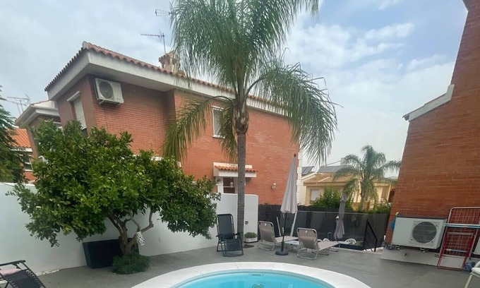 Alhaurin de la Torre Villa | Nice house with private pool, barbacue and sauna.