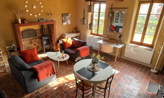 Champlay Cottage | Nice little cozy cottage, ideal for a romantic stay