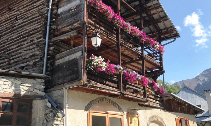 Saint-Veran Apartment | Nice little T3 and its incredible sunny balcony