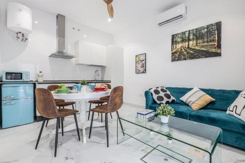 Nervion Apartment | Nice newly renovated apartment in Seville Collantes A2