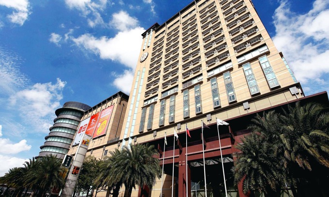 East District Hotel | Nice Prince Hotel