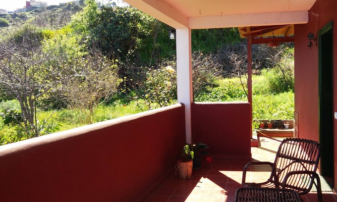 San Juan de la Rambla Ski Chalet | Nice, quiet vacation rental home, 3 bedr. views over the sea + mountains, Wifi