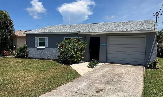 Hudson Beach Estates House | Nice updated cozy canal home with direct Gulf of Mexico access