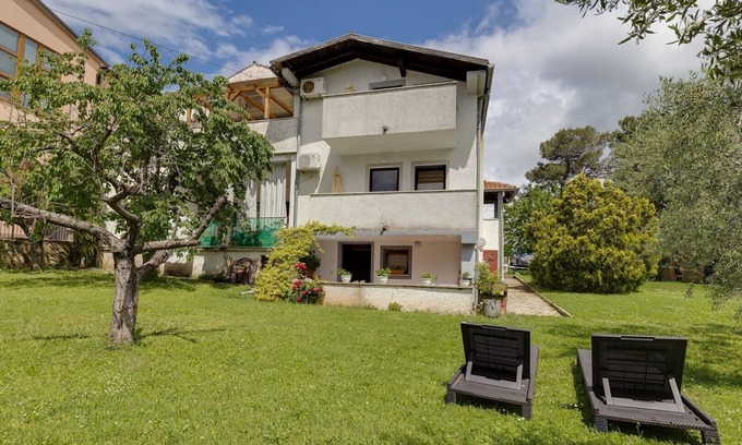 Brulo Apartment | Nicely furnished Apartment Dado V with Terrace