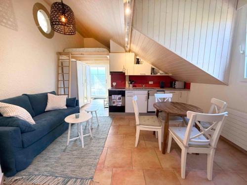 Villars-Sainte-Croix Apartment | Nid douillet vaudois avec mezzanine
