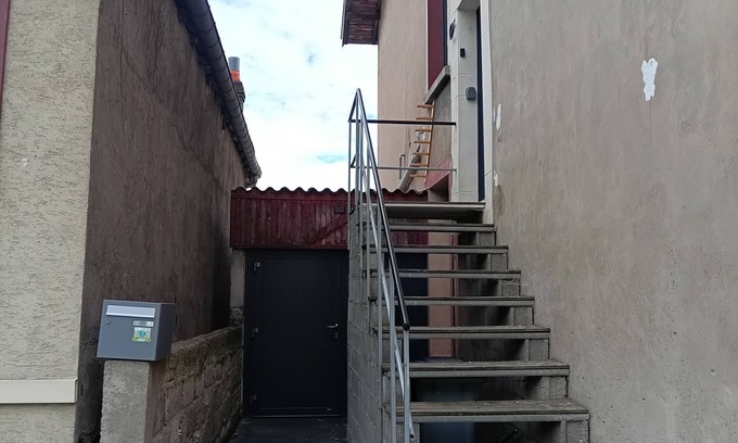 Pompey Apartment | Nid Joyeux à Pompey. Quartier Calme, non Loin de la Forêt de L'avant-garde