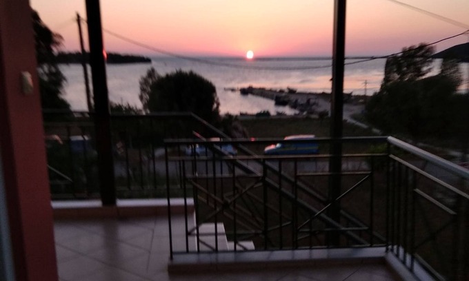 Agios Nikolaos Apartment | Nikolas House Beside the sea Next to Lefkada