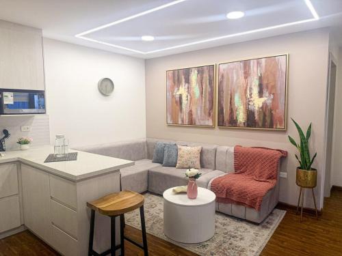 Canaribamba Apartment | Nina Suite 6 min of Center Free parking