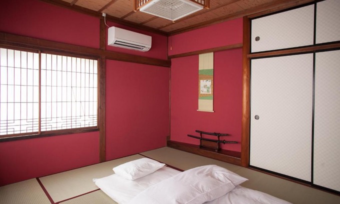 Tera-machi Temple Area House | Ninja TABI-NE