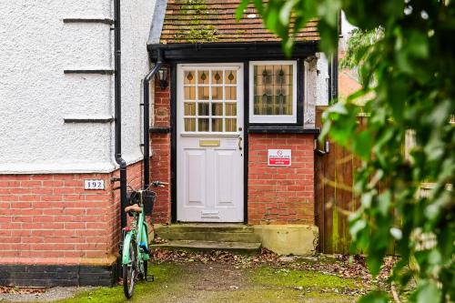 Oxford Hotel | No.192 Oxford