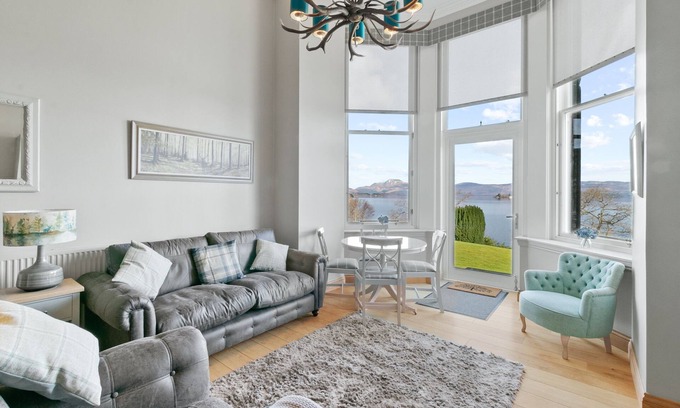 Arden Cottage | No 3 Lomond Castle - Sleeps 4 - sleeps 4 guests in 2 bedrooms