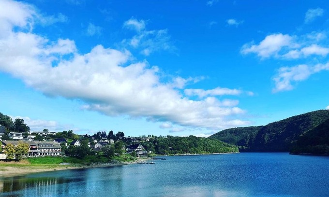 Rurberg House | Noah - Seeleben auf Zeit am Rursee