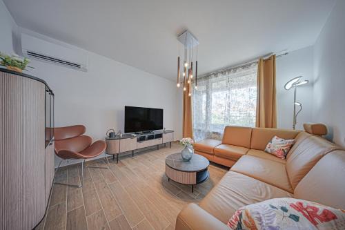 Sofia Apartment | NOAR - Free parking - Metro access