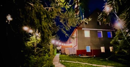 Swiebodzice House | Noclegi WOKU