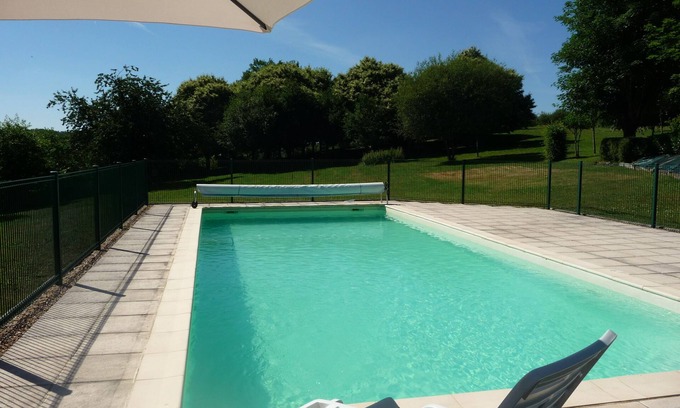 Angoisse Apartment | Noisette rental for couples, peaceful, pool, near lake, chateaux, caves, market.