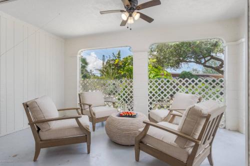 Laurel House | Nokomis Home Close to Beach