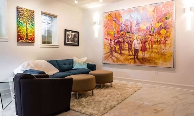Eureka Springs Historic District House | NOLA Suite Hot Tub Downtown Original Art
