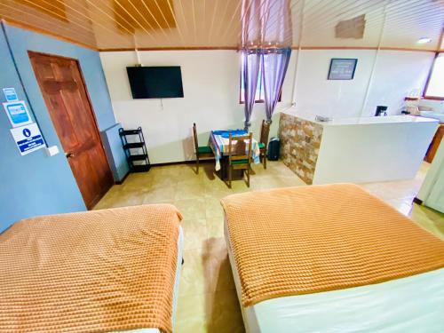 Barrio Dora Bed & Breakfast | Nomads Family Rooms, Fortuna Town