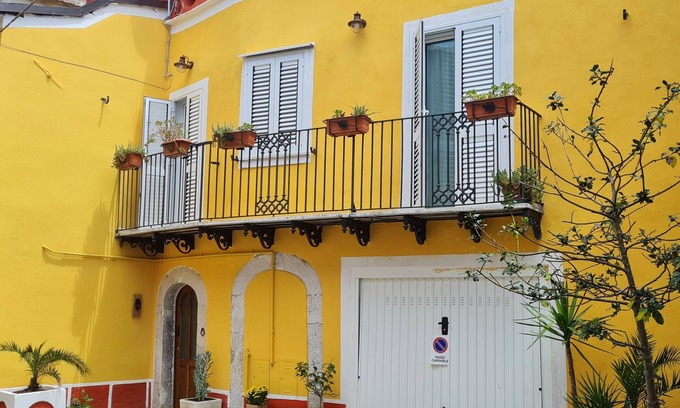 Roccasicura House | Nonno Ludovico, casa vacanza