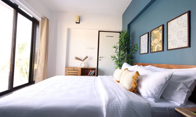 Vile Parle East Apartment | Nook&Co - Vile Parle 3