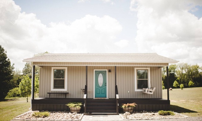 Dardanelle Cabin | Nordin's Hidden Hillside Cabin