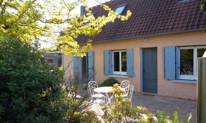 Ancourt House | Norman long house with lanscaped garden at 7 km from Dieppe