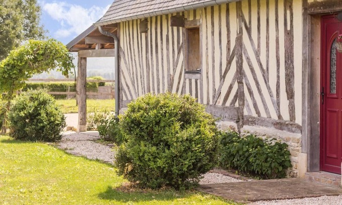Hotot-en-Auge Cottage | Normandy cottage 5 min from Beuvron en Auge