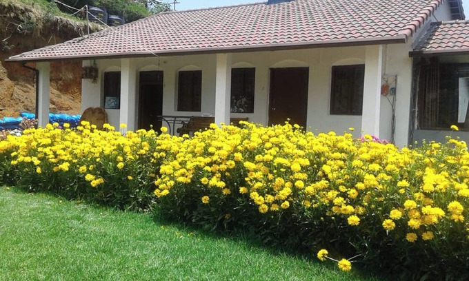 Ooty Villa | NORSUSTAY a villa with a view of Ooty valley, Pet Friendly