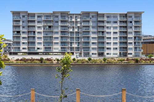 Birtinya Hotel | North Shore Oceanside Kawana