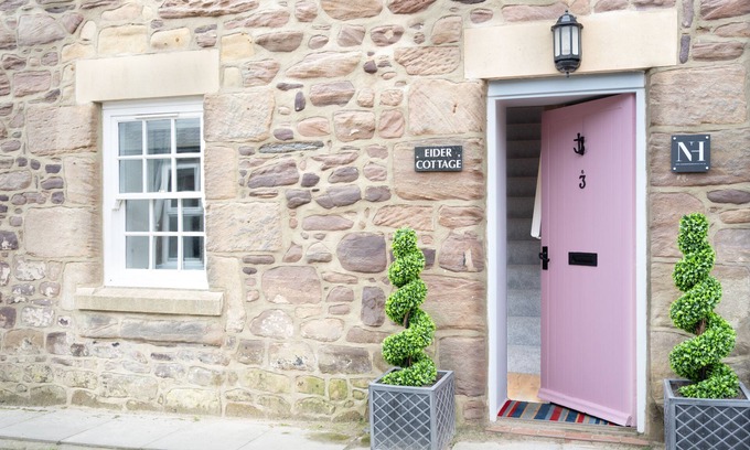 Seahouses Cottage | Northern Hideaways Eider Cottage