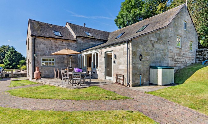 Ellastone House | Northwood Farm - The Granary