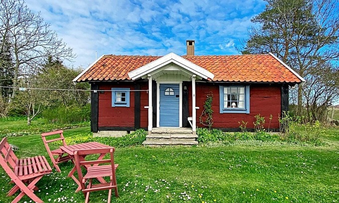 Sodvik House | Nostalgic Island Idyll in A–land-By Traum