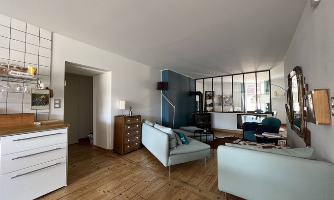 Lons-le-Saunier Apartment | Nugget in the historic center of Lons le Saunier 2 bedrooms, 2 bathrooms