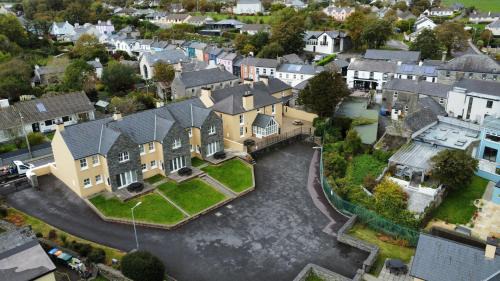 Schull House | Number 3 Bank House