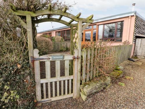 Ivegill House | Nuthatch