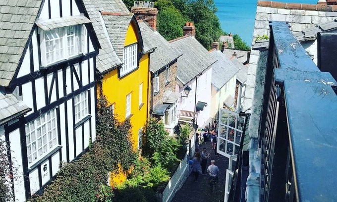 Bideford Cottage | nWe're nestled in the historic cobbled street of Clovelly with seaviews
