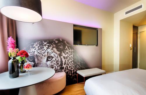 Mannheim City Centre Hotel | NYX Hotel Mannheim by Leonardo Hotels