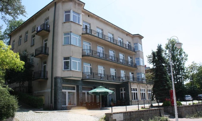Krynica-Zdroj Resort | Ośrodek Wypoczynkowy Rapsodia
