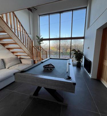 Little Hay Apartment | Oak Barn-ideal for Nec,Hs2,BHX,family gatherings