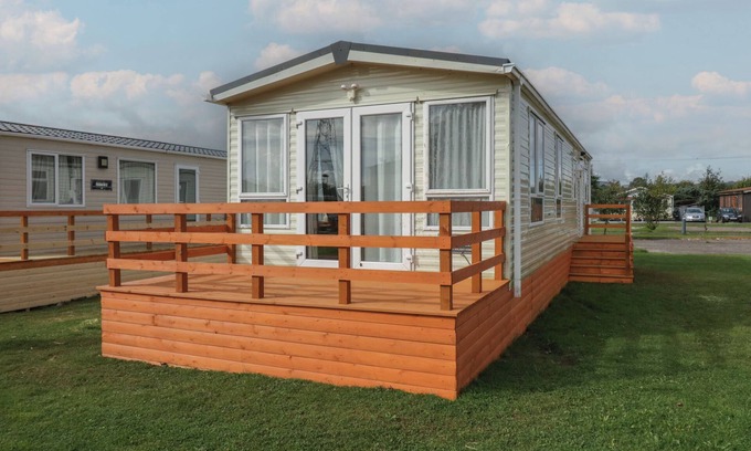 Denny Cottage | OAK, pet friendly, with a garden in Denny
