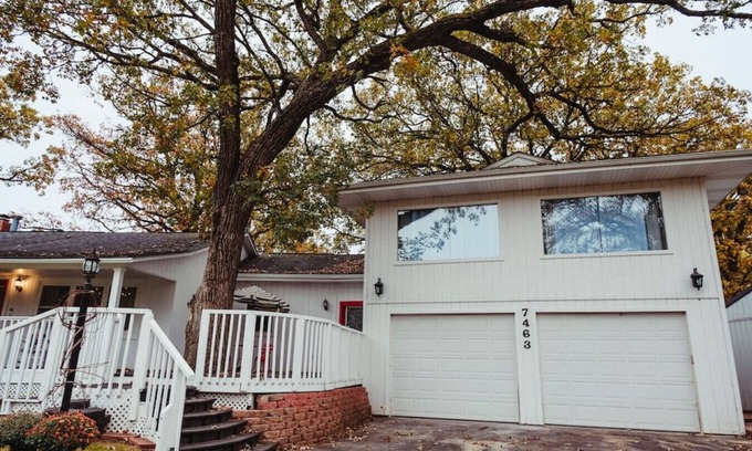 Afton House | Oak View Game Room & Hiking Trails at Hidden Creek