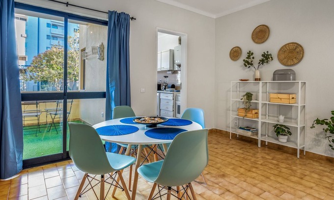 Praia da Rocha Apartment | Ocean Breeze 1 BDR Flat in Portimão by LovelyStay